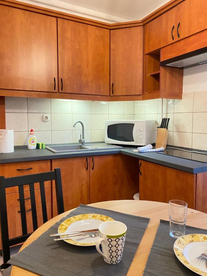 Tuenderpart Apartment Eger Exteriör bild